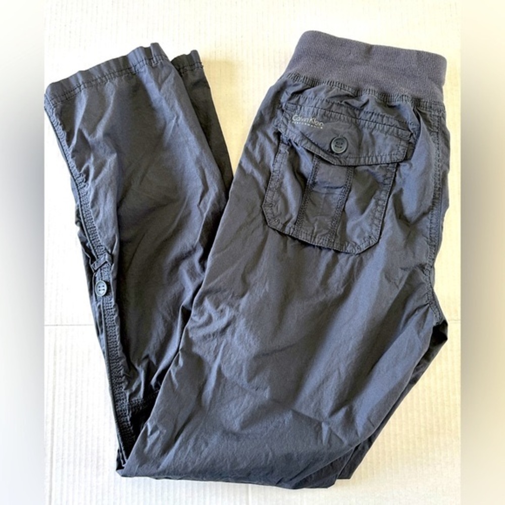 Calvin Klein Performance Dry Roll-Cuff Pants